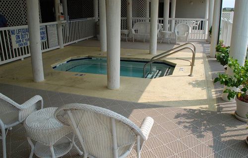 Sandpebble Beach Club A Ramada By Wyndham 3*